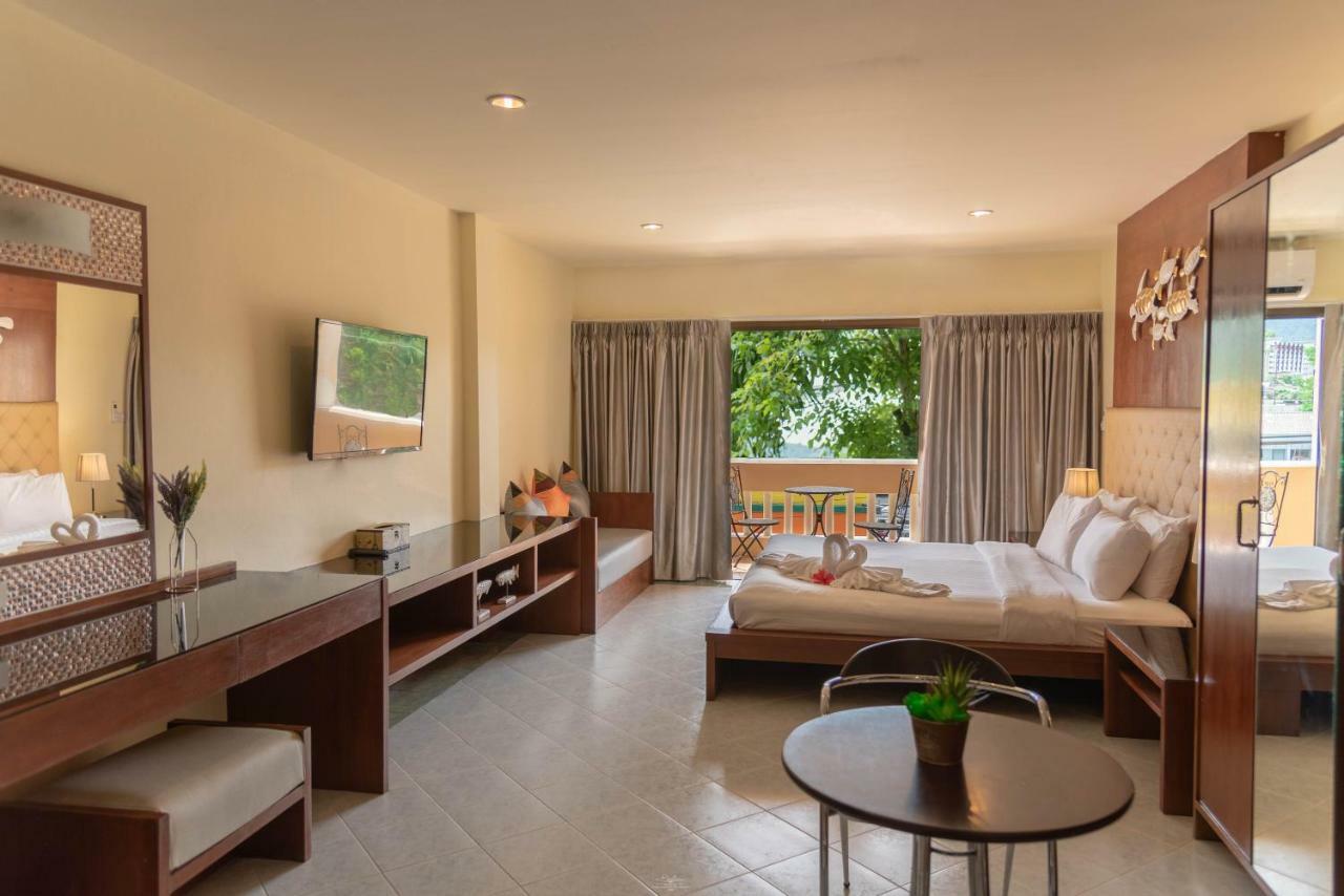 Park 38 Hotel - Sha Plus Phuket Exterior photo